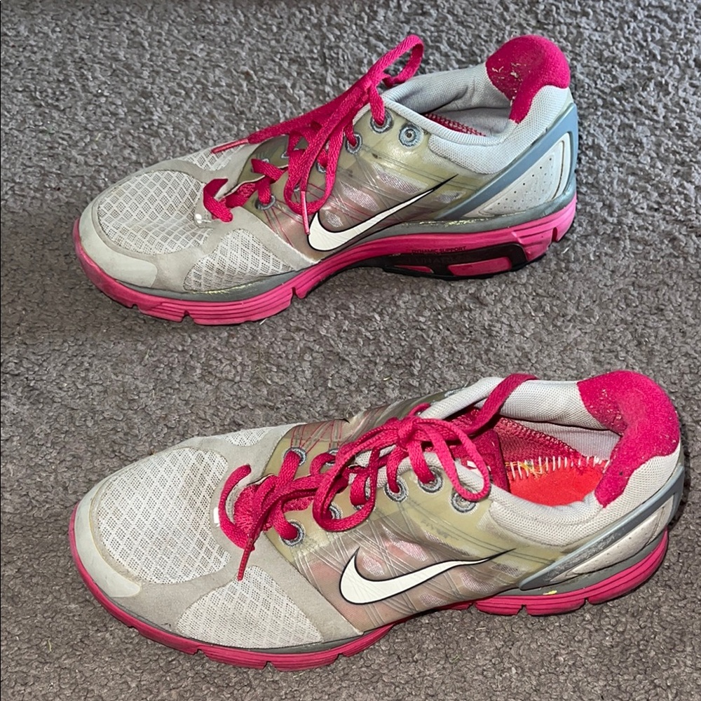 Nike Lunarglide 2 Women's Pink and Gray Running Shoes